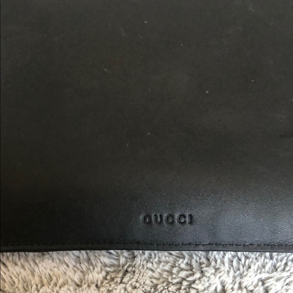 Gucci “Blind for Love” Pouch - Picture 3 of 4